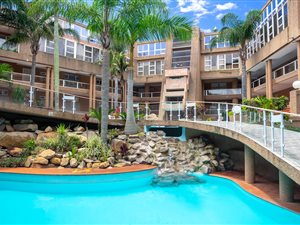3 Bed Apartment in Uvongo
