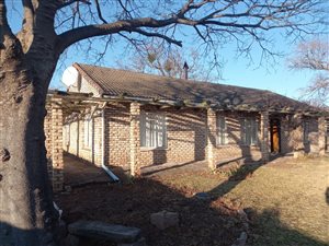 3 Bed House in Cathcart