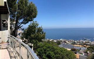 3 Bedroom Townhouse in Camps Bay