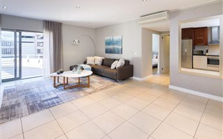 1 Bedroom Apartment in Foreshore