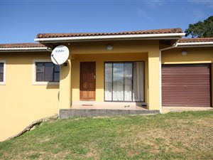 4 Bed House in Lovu