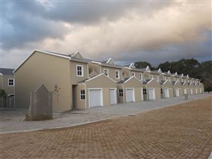 3 Bedroom Duplex in De Zoete Inval