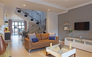 2 Bedroom Townhouse in Bryanston