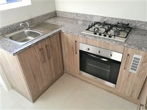 2 Bed Townhouse in Overbaakens