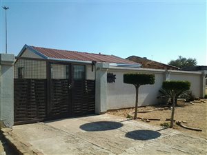 2 Bed House in Jabulani