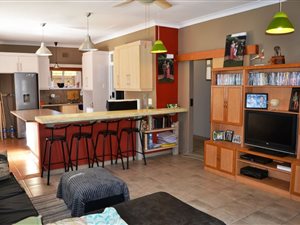 3 Bed House in Moregloed