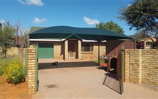 2 Bedroom House in Kathu