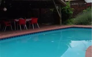 1 Bedroom Garden Cottage in Falcon Ridge