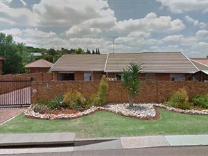 3 Bed House in Moreleta Park