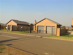 322 m² Land available in Ebony Park