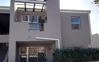 2 Bedroom Apartment in West Beach