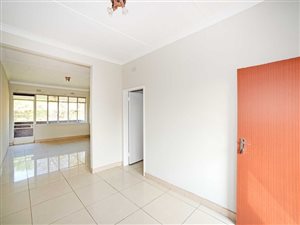 1 Bed Apartment in Westdene