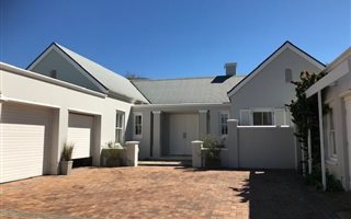 3 Bedroom House in Steenberg