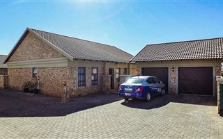 3 Bedroom Townhouse in Lilyvale
