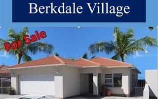 3 Bedroom Townhouse in Rowallan Park and surrounds