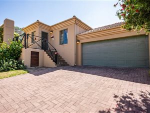 3 Bed House in Briza