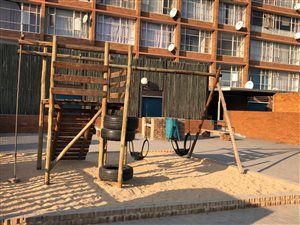1.5 Bed Apartment in Gezina