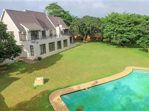 4 Bed House in Meerensee