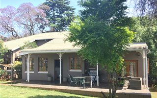 4 Bedroom House in Kensington
