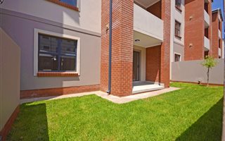 2 Bedroom Apartment in Carlswald Estate