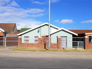 4 Bedroom House in Booysen Park