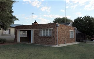 2 Bedroom House in Vaal Marina