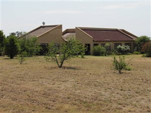 2.6 ha Farm in Valtaki