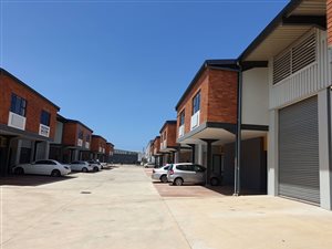 180 m² Industrial space in Cornubia