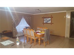3 Bed House in Marister