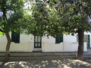 3 Bed House in Graaff Reinet