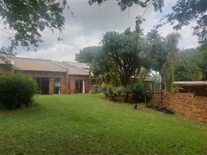 2.3 ha Farm in Mnandi AH