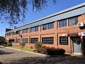 Commercial space in Rooihuiskraal