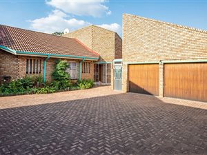 3 Bed Townhouse in Vanderbijlpark CW3