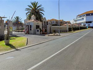 2 Bed Townhouse in Oakdene