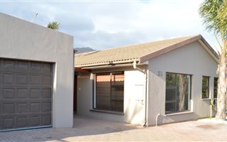 3 Bedroom House in Dobson