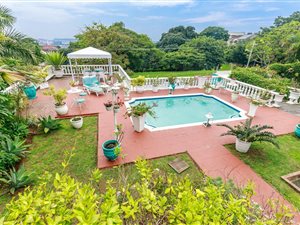 7 Bed House in Bulwer