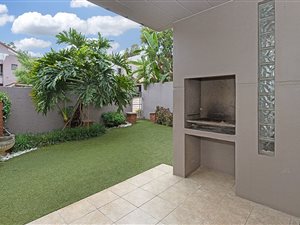 2 Bed Apartment in Woodmead