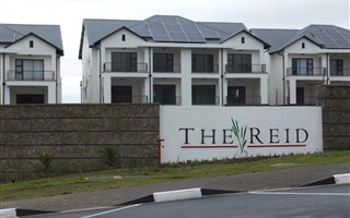 1 Bedroom Flat in Linbro Park