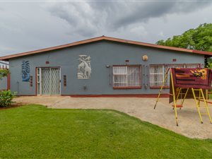 3 Bed House in Minnebron