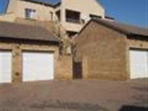 2 Bedroom Townhouse in Eco Park