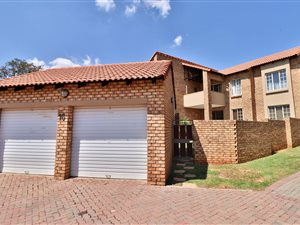 2 Bed Flat in Moreleta Park