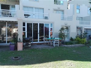 2 Bed Apartment in Harbour Island