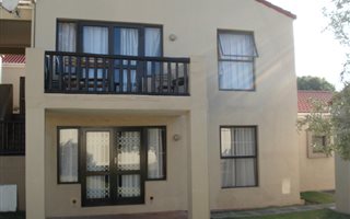 2 Bedroom Apartment in Greenways Golf Estate