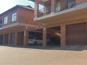 2 Bedroom Townhouse in Alberton