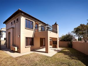 3 Bed House in Carlswald North Estate