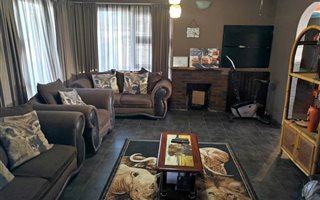 3 Bedroom House in Belmont Park