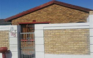 3 Bedroom House in Blue Downs