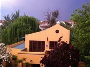 1 Bed Garden Cottage in Johannesburg North