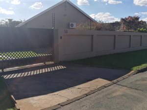 3 Bed House in Carters Glen