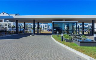 1 Bedroom Apartment in Sandown